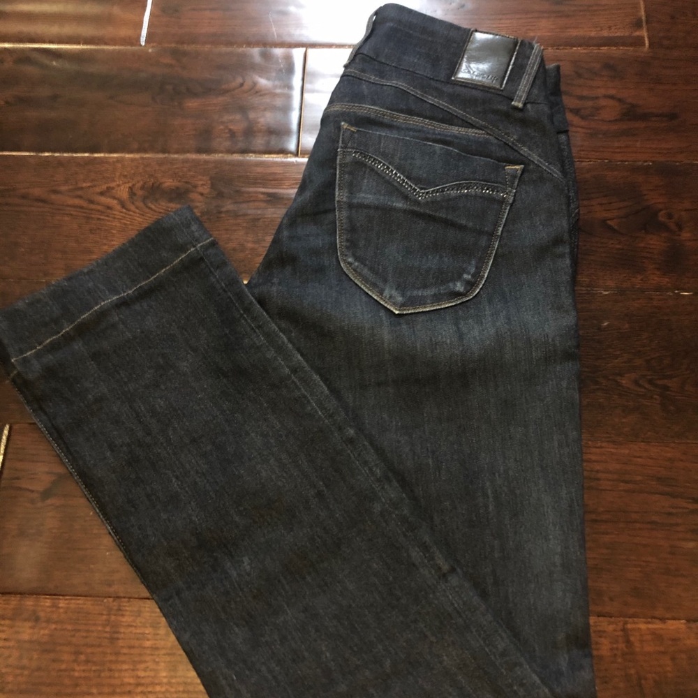 Salsa fits my Life Joy Jeans.